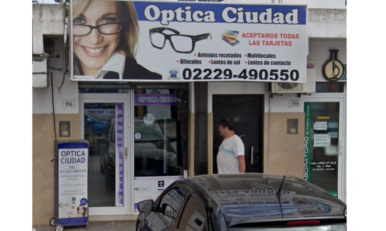 FrenteOpticaCiudad 768x460