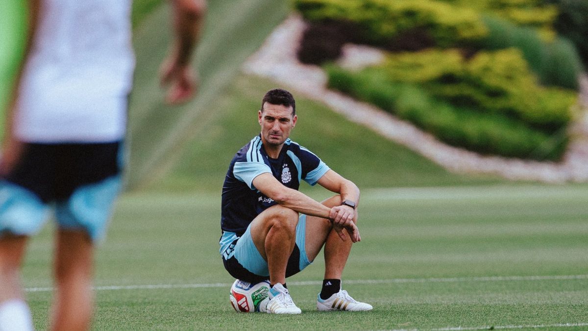 Lionel Scaloni en un entrenamiento de la Selección Argentina