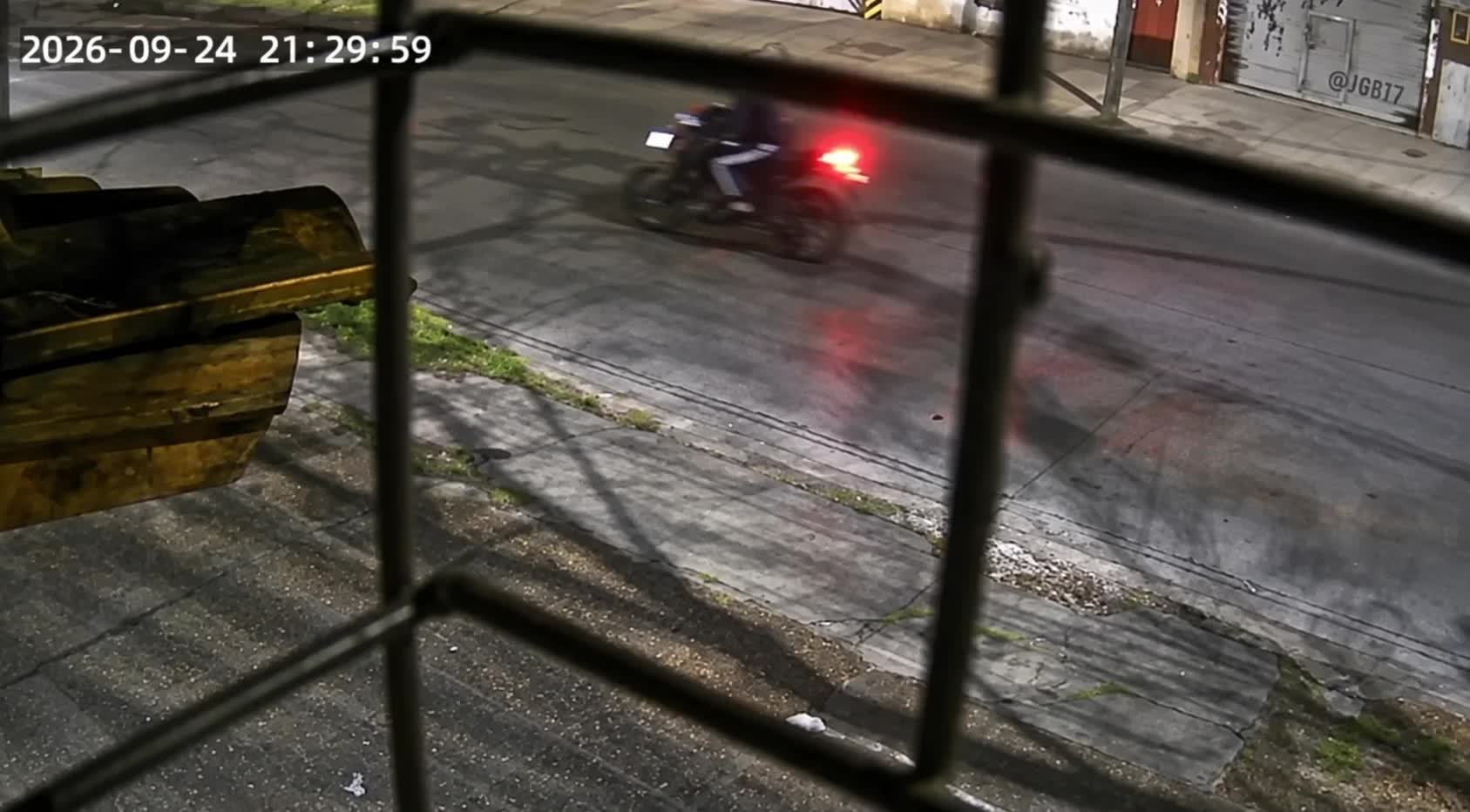 Escena de balacera en Morón tras intento de robo a un policía bonaerense