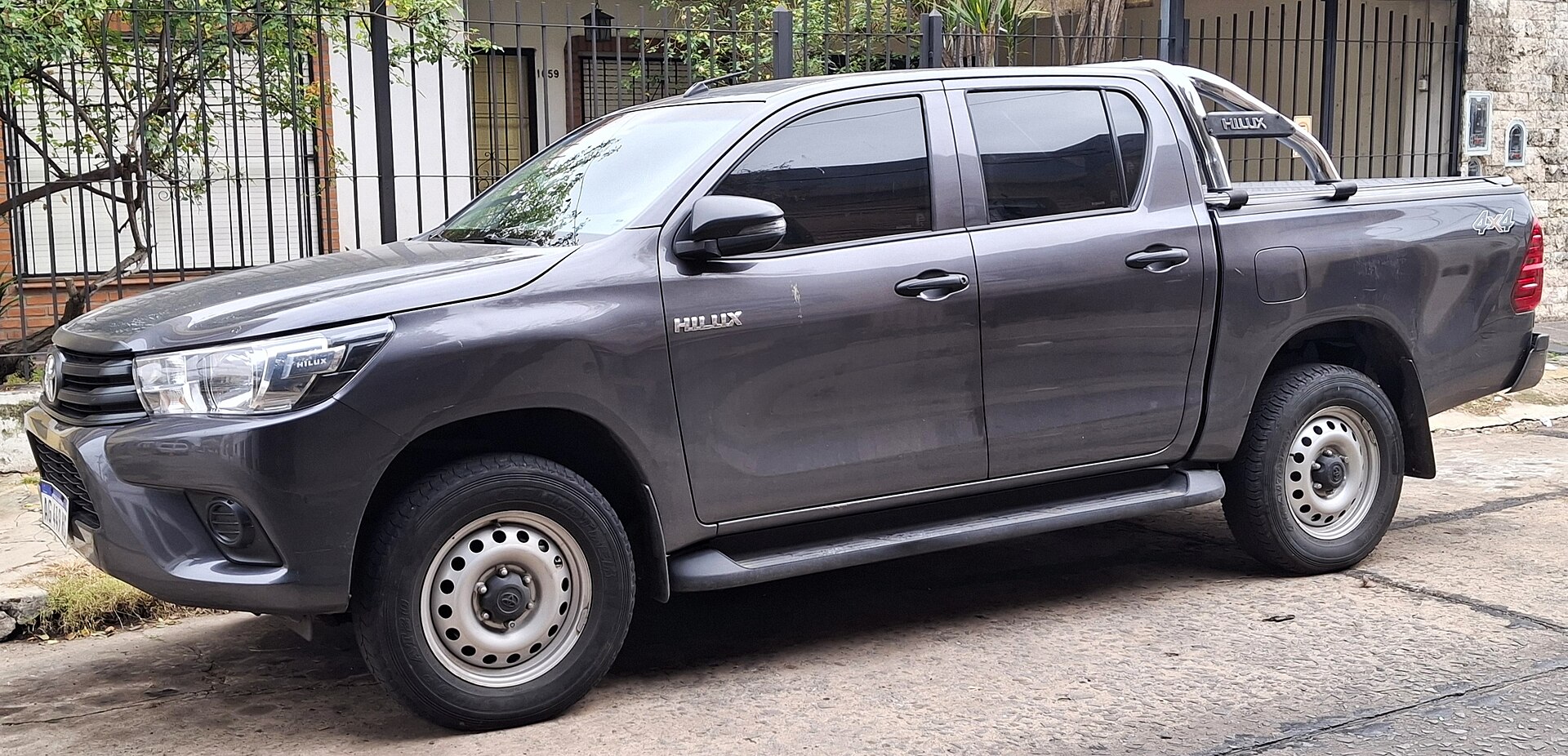 Toyota en el RIGI: una pick-up Toyota Hilux fabricada en la Argentina