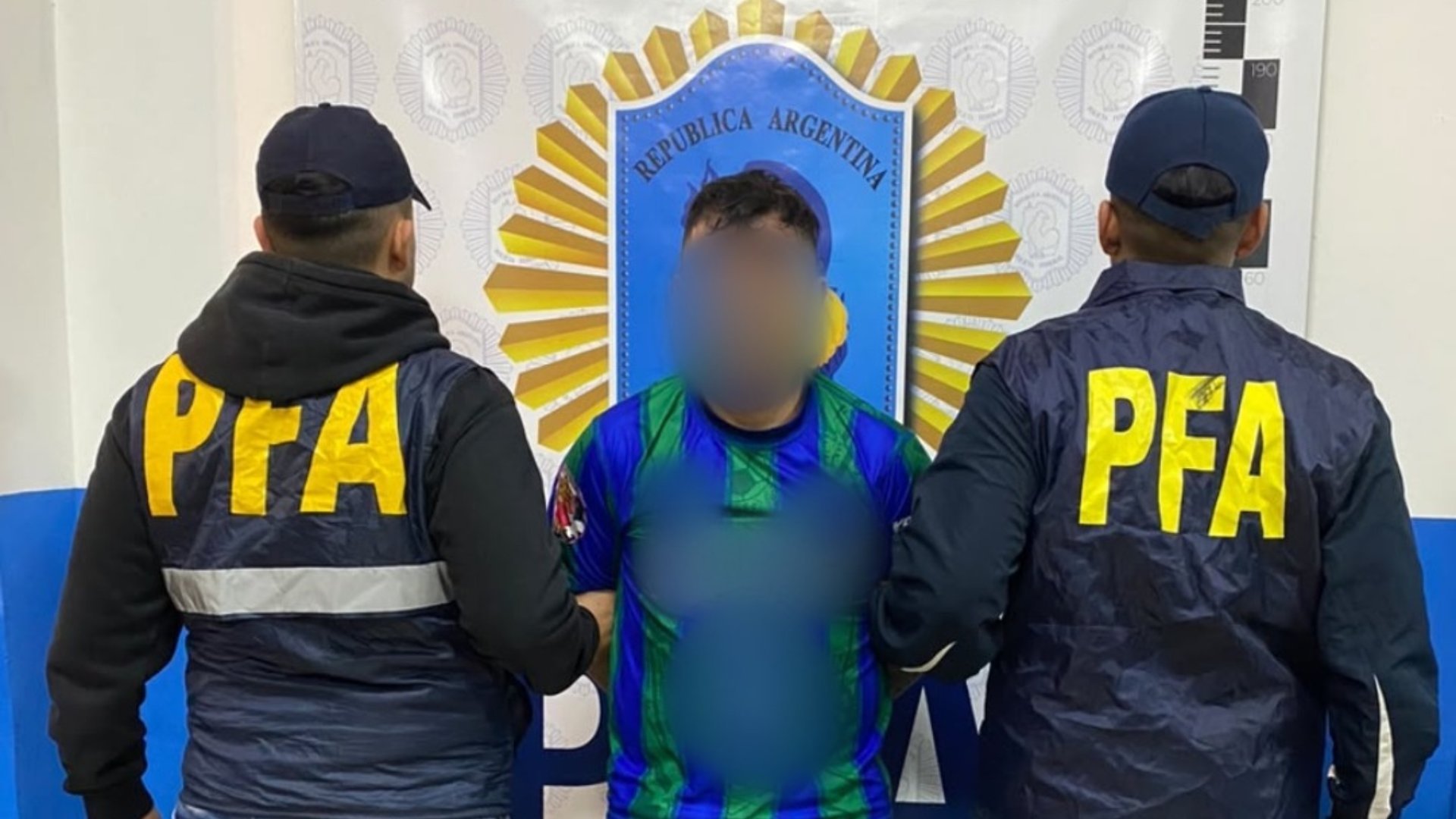Operativo de la Policía Federal Argentina vinculado a la detención del acusado de contratar un sicario