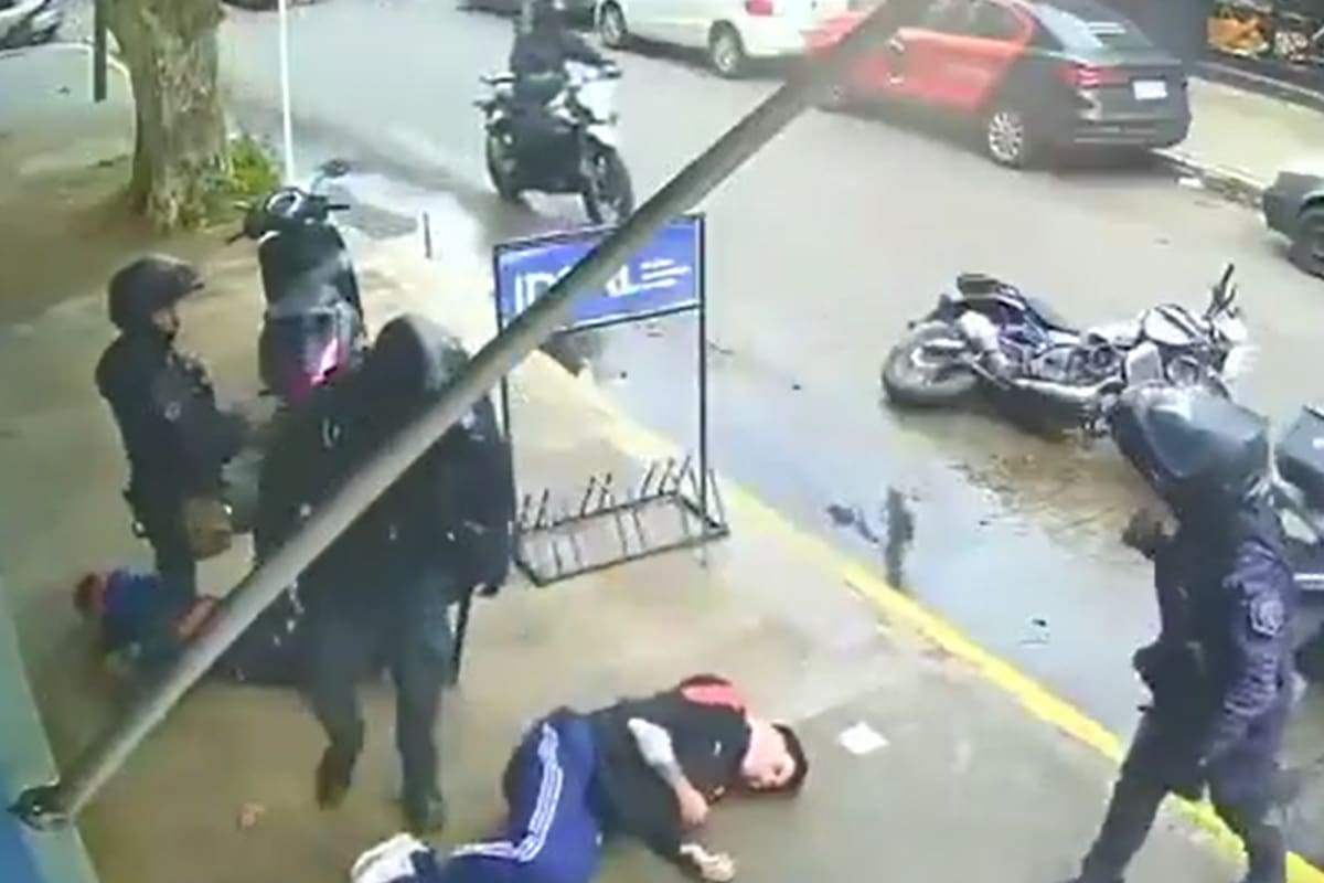 Motochorros detenidos tras choque en persecución en Ramos Mejía